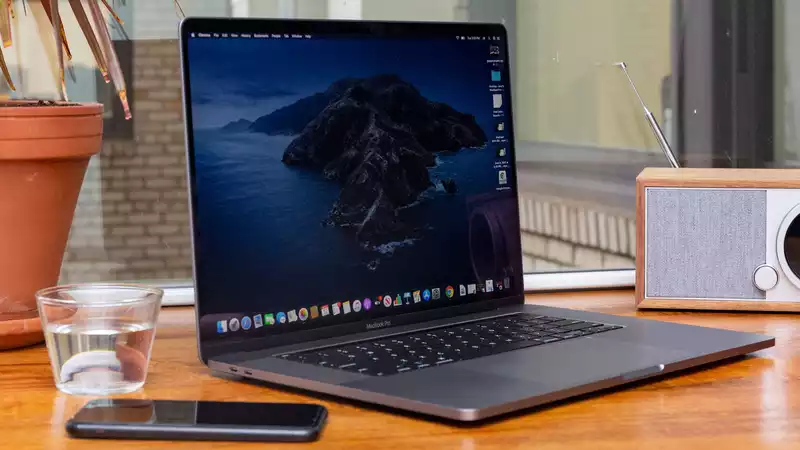 MacBook Pro and MacBook Air are getting big macOS updates to extend battery life