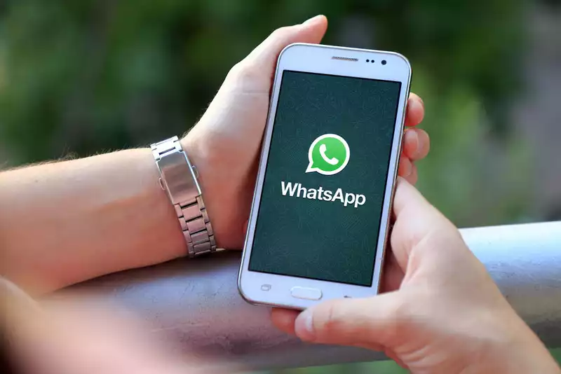 WhatsApp restricts message transfer to fight coronavirus misinformation