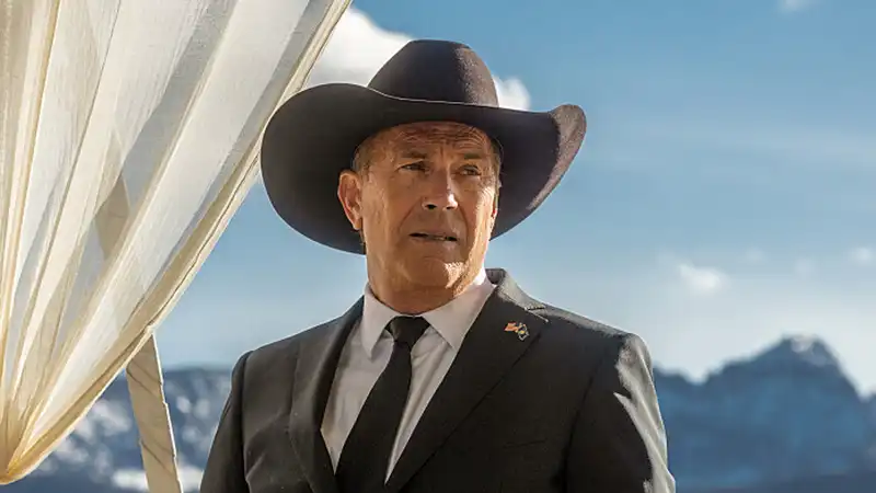 Kevin Costner Says He "Wants to Return" to "Yellowstone"